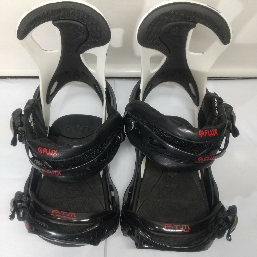 FLUXフラックススノーボードバインディングS.D.R.サイズML FLUXフラックススノーボードバインディングS.D.R.サイズML