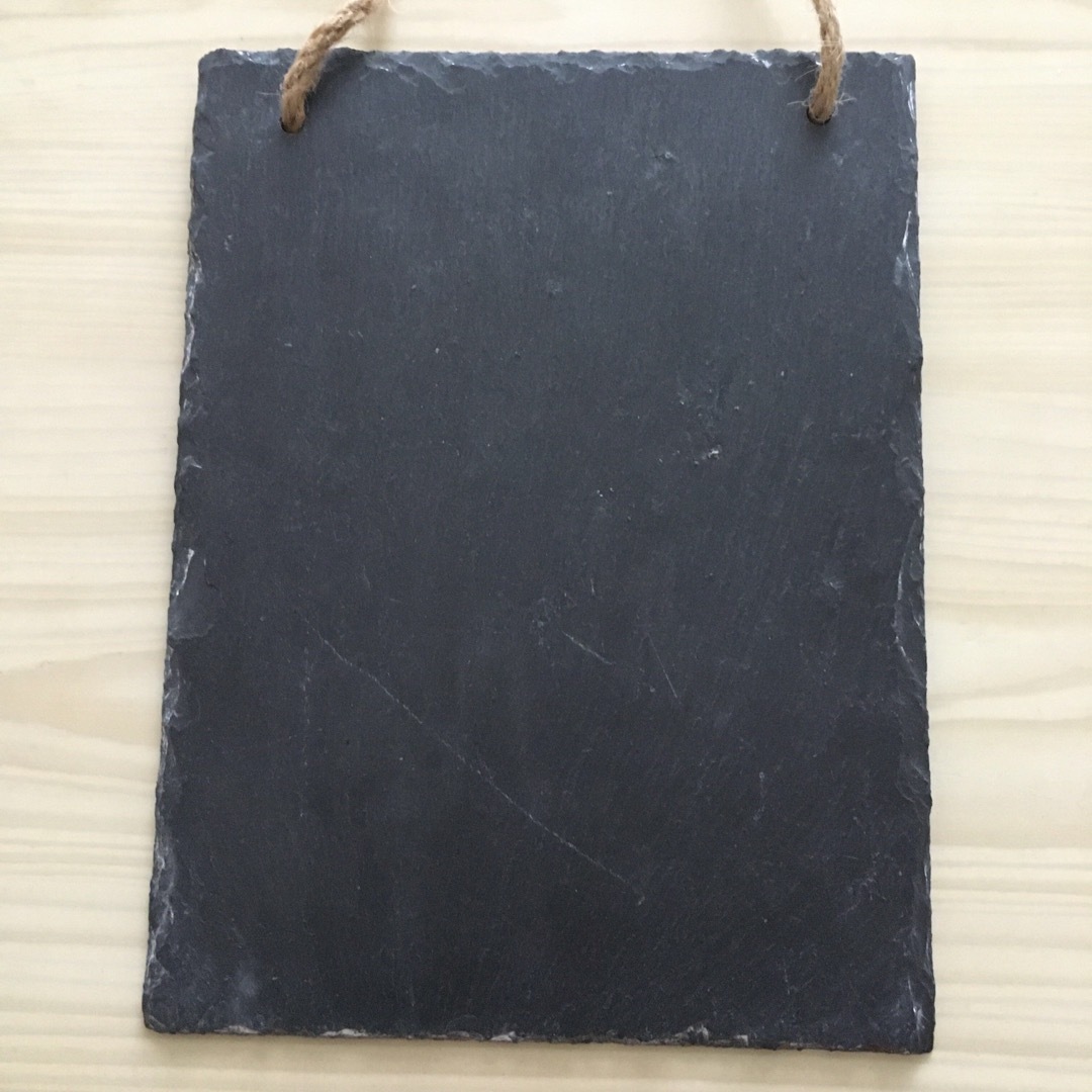 スレートプレート　新未使用品  黒板　ウェルカムプレート　インテリア雑貨 ハンドメイドのインテリア/家具(インテリア雑貨)の商品写真