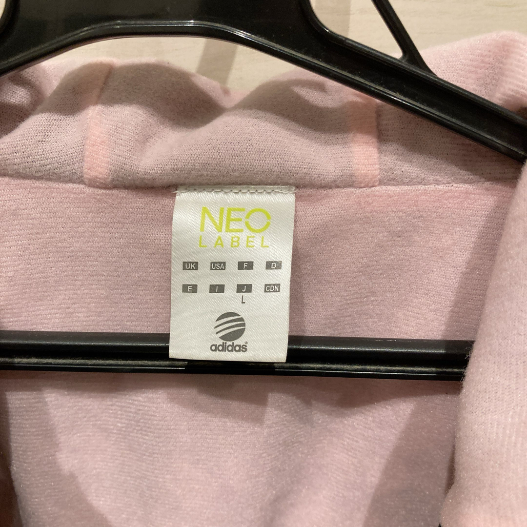 adidas(アディダス)のアディダス　adidas neo label ネオ　レーベル　ウィンドブレーカー レディースのジャケット/アウター(ナイロンジャケット)の商品写真