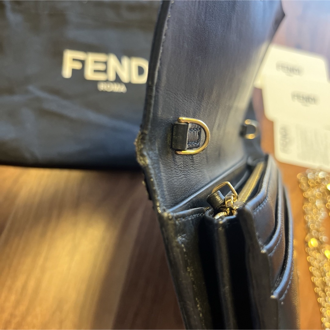 FENDI(フェンディ)の大幅値下げ⭐︎ FENDI フェンディ　チェーンウォレット レディースのファッション小物(財布)の商品写真