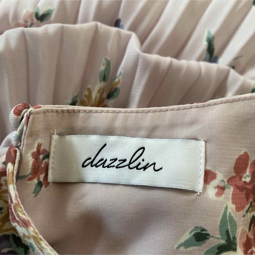 dazzlin(ダズリン)のdazzlin 膝丈ワンピース レディースのワンピース(ひざ丈ワンピース)の商品写真