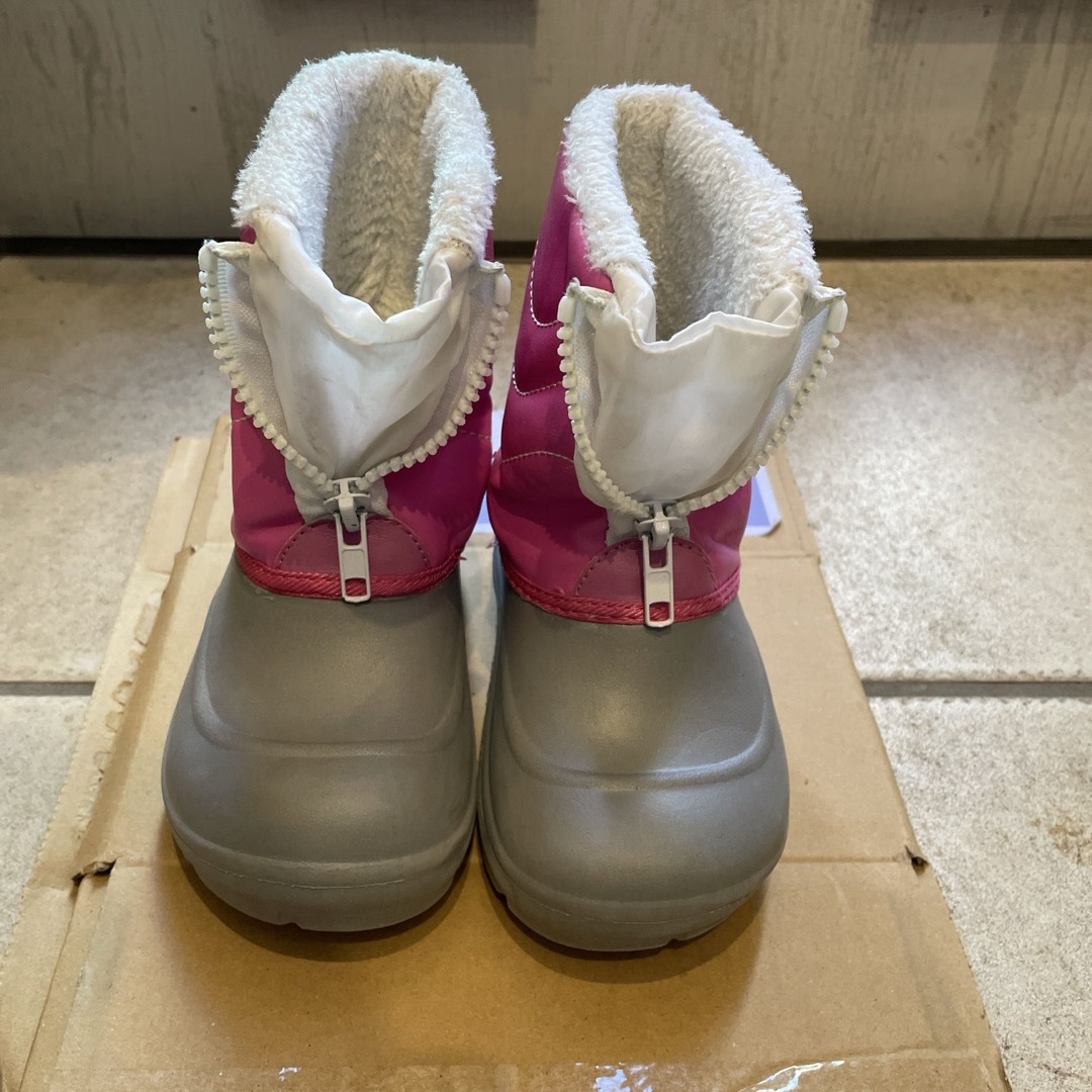 スノーブーツ　16 キッズ/ベビー/マタニティのキッズ靴/シューズ(15cm~)(ブーツ)の商品写真