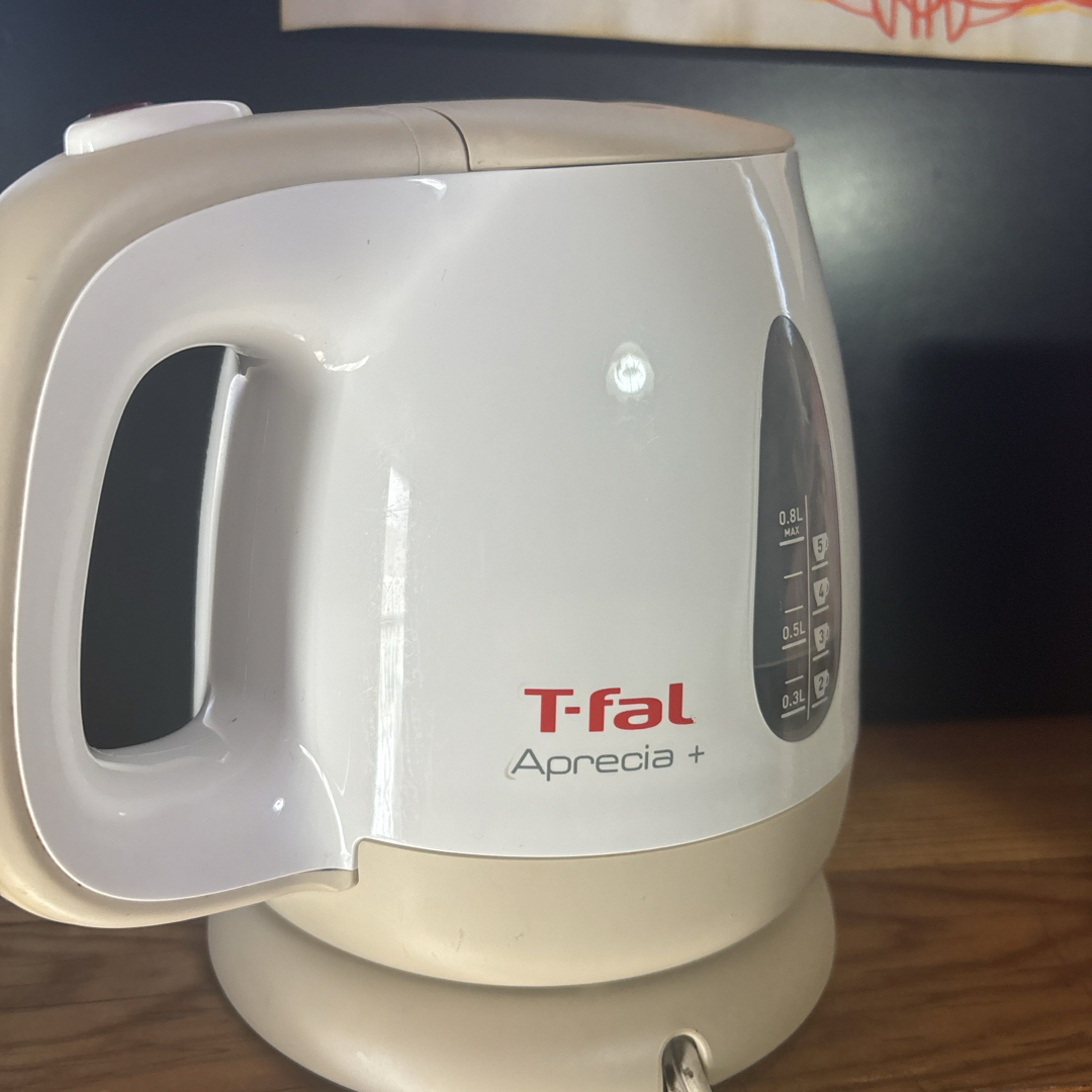 T-fal(ティファール)のT-FAL 電気ケトル KO630AJP スマホ/家電/カメラの生活家電(電気ケトル)の商品写真