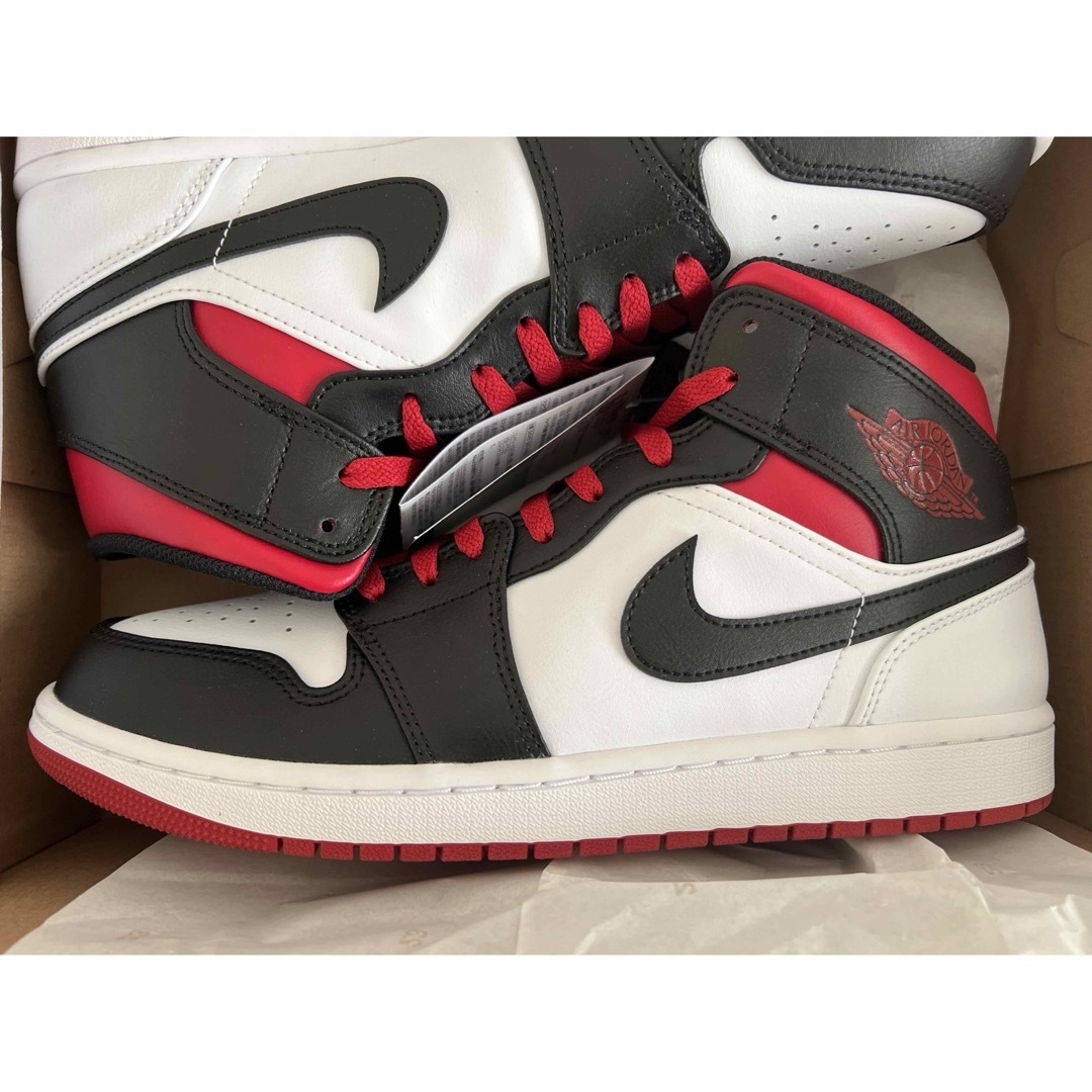 Jordan Brand（NIKE）(ジョーダン)のNike Air Jordan1 ジョーダン1  MID "Gym Red" メンズの靴/シューズ(スニーカー)の商品写真