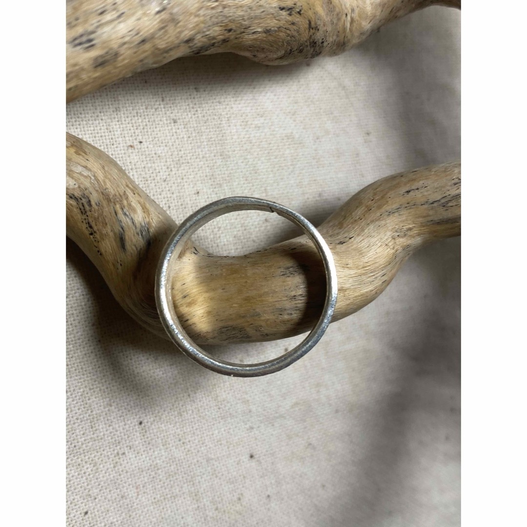Karen silverカレン族民族手作りハンドメイドシルバーリング　16号sれ メンズのアクセサリー(リング(指輪))の商品写真