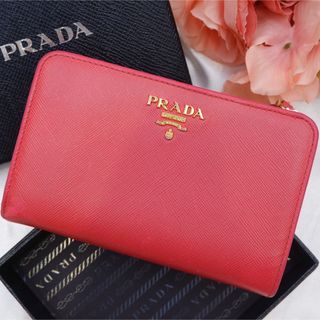 ⋟人気品⋞ / PRADA プラダ サフィアーノトライアングルウォレット