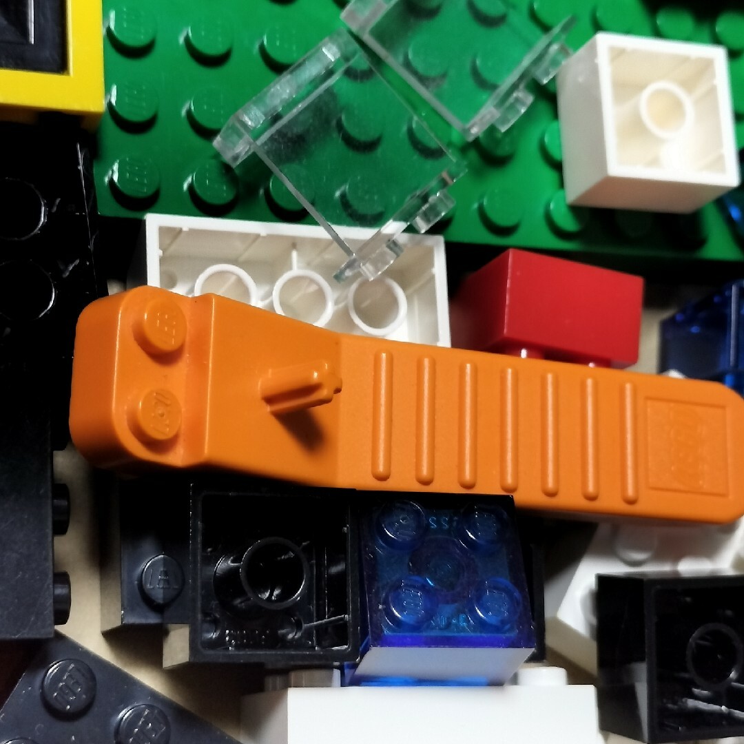 Lego(レゴ)の送料無料　レゴブロック　プレート（基礎版）　ブロック　窓　ドア　ブロック外し　基 キッズ/ベビー/マタニティのおもちゃ(知育玩具)の商品写真