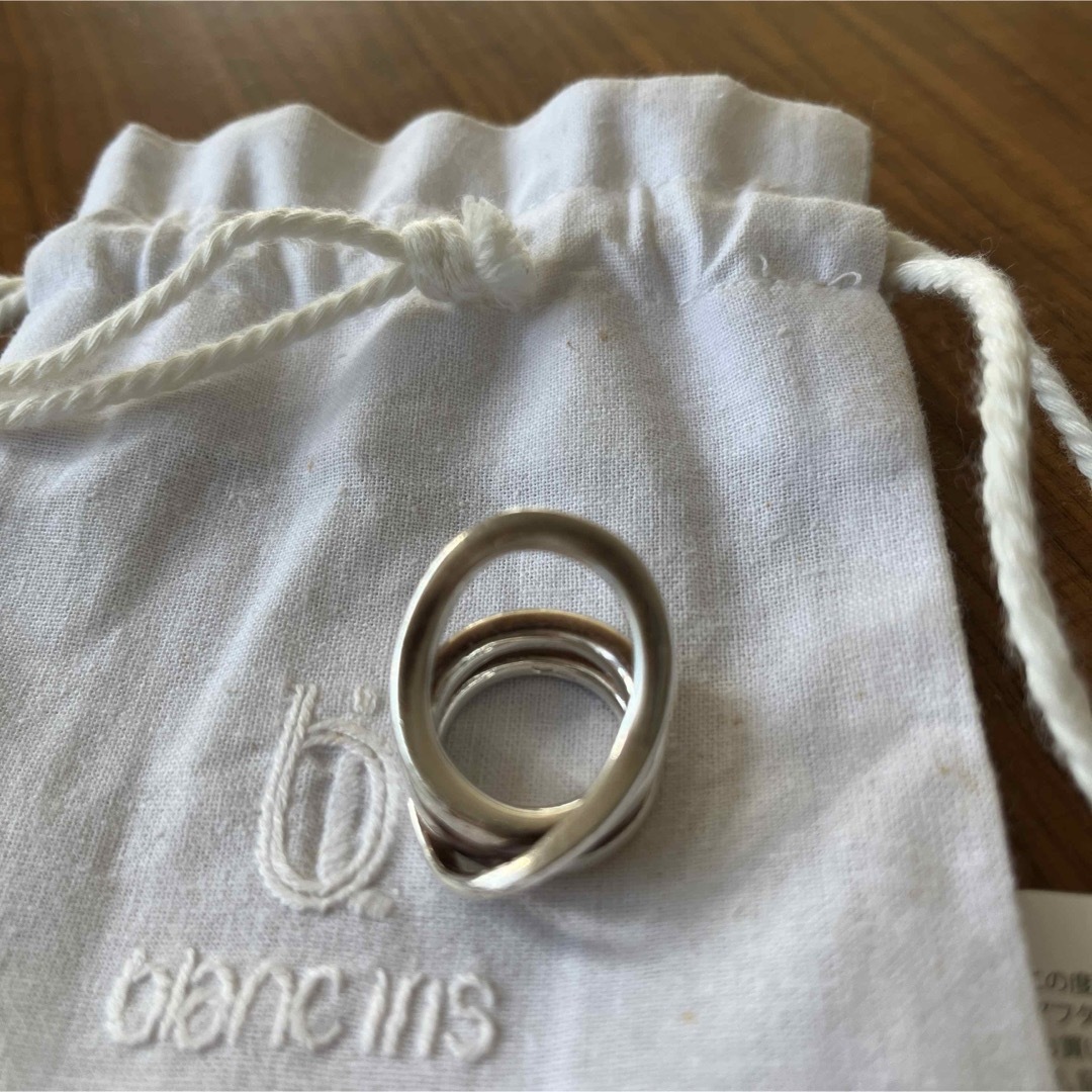 blanc iris(ブランイリス)のbIancIrIs ブランイリス volute リング 9号 レディースのアクセサリー(リング(指輪))の商品写真