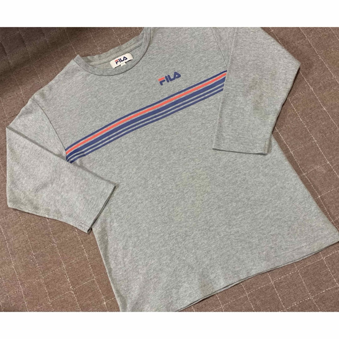 FILA(フィラ)のFILA フィラ 140 ライン 長袖Tシャツ ロンT グレー 120 130 キッズ/ベビー/マタニティのキッズ服男の子用(90cm~)(Tシャツ/カットソー)の商品写真