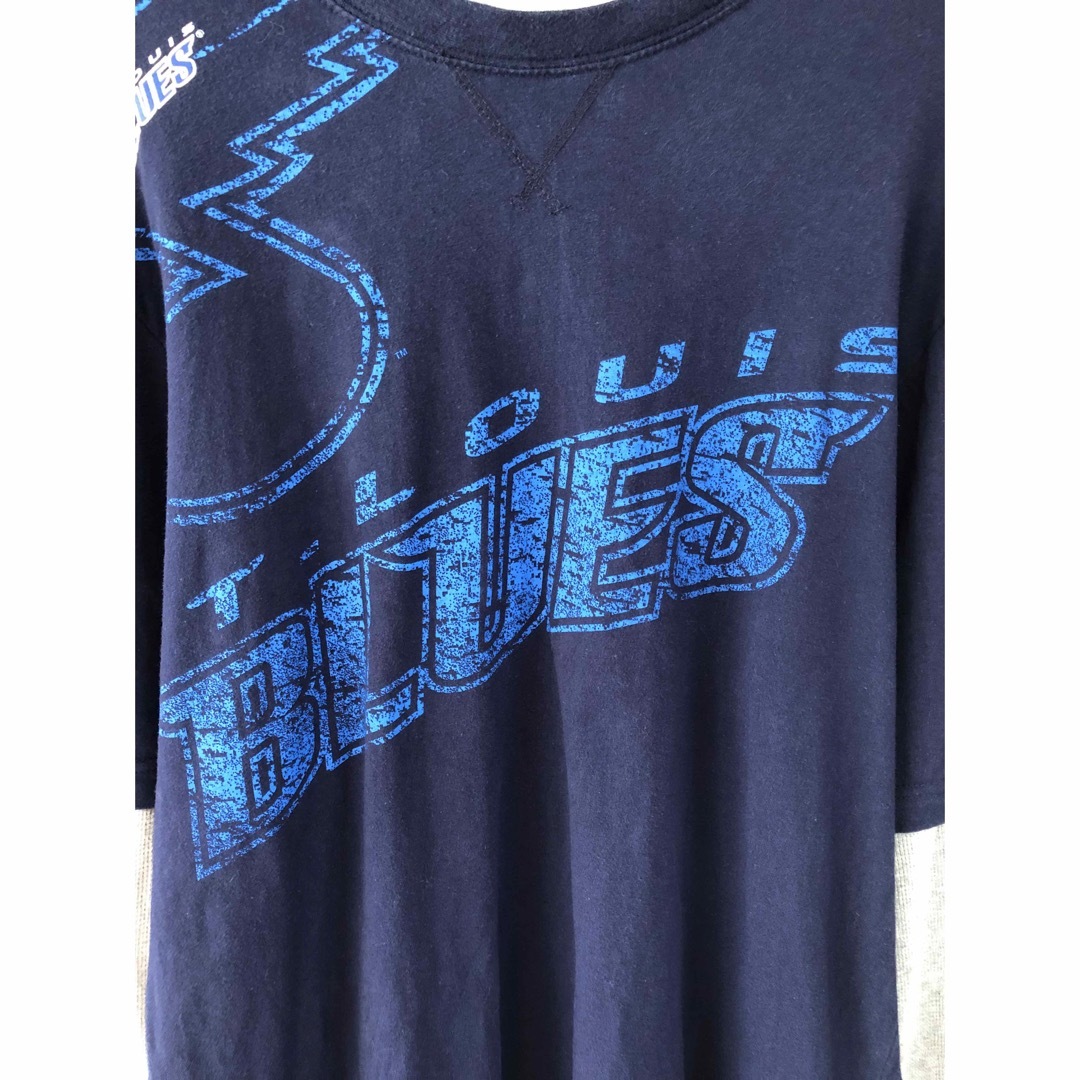 Reebok(リーボック)のNHL　セントルイス・ブルース　長袖Ｔシャツ　Ｌ　紺✕グレー　USA古着 メンズのトップス(Tシャツ/カットソー(七分/長袖))の商品写真