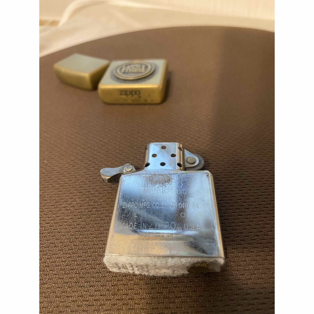 ZIPPO(ジッポー)のZippo LUCKY STRIKE ラッキーストライク メンズのファッション小物(タバコグッズ)の商品写真