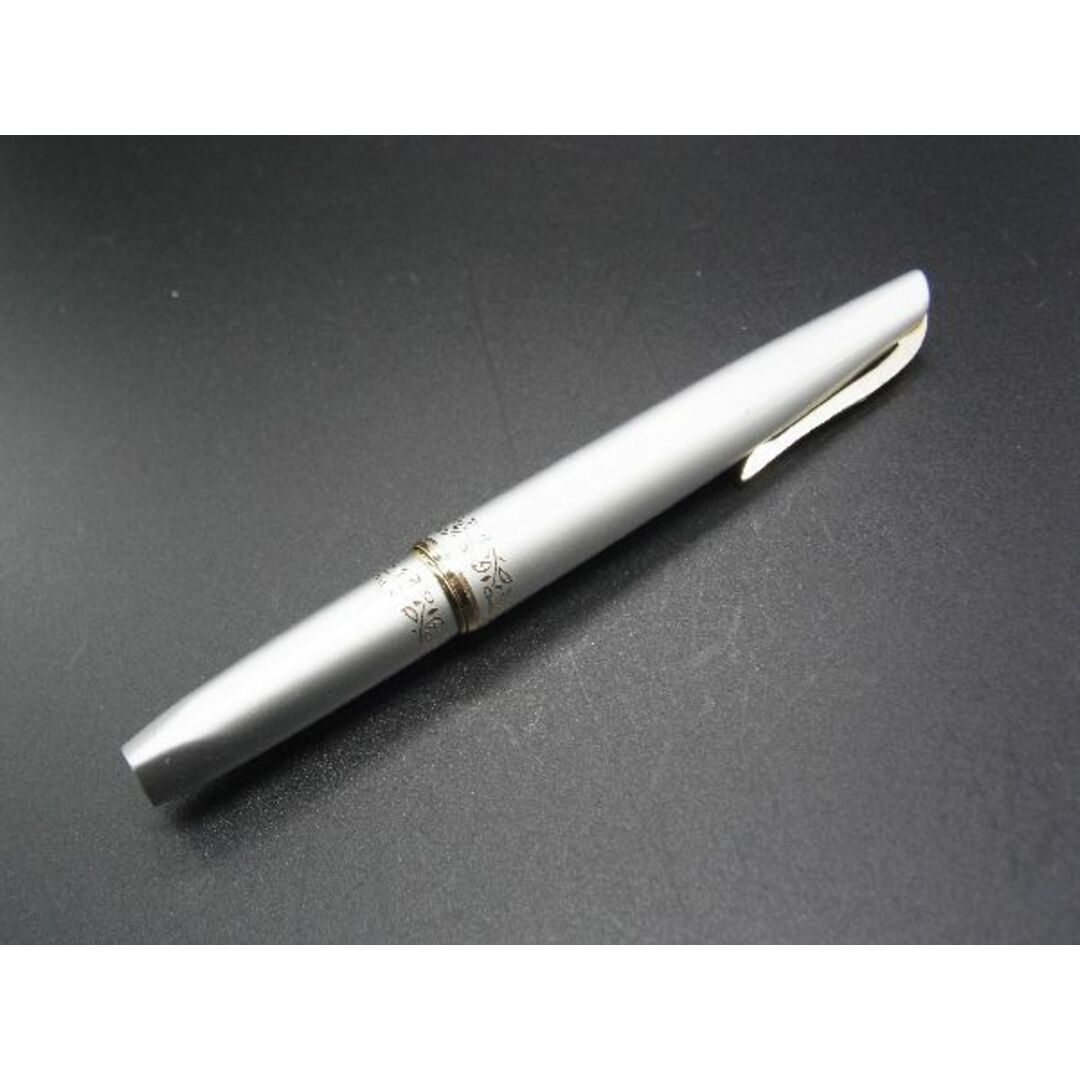 PILOT(パイロット)の■美品■ PILOT パイロット ペン先18K 18金 万年筆 筆記用具 文房具 ステーショナリー シルバー系×ゴールド系 DE0140 インテリア/住まい/日用品の文房具(ペン/マーカー)の商品写真