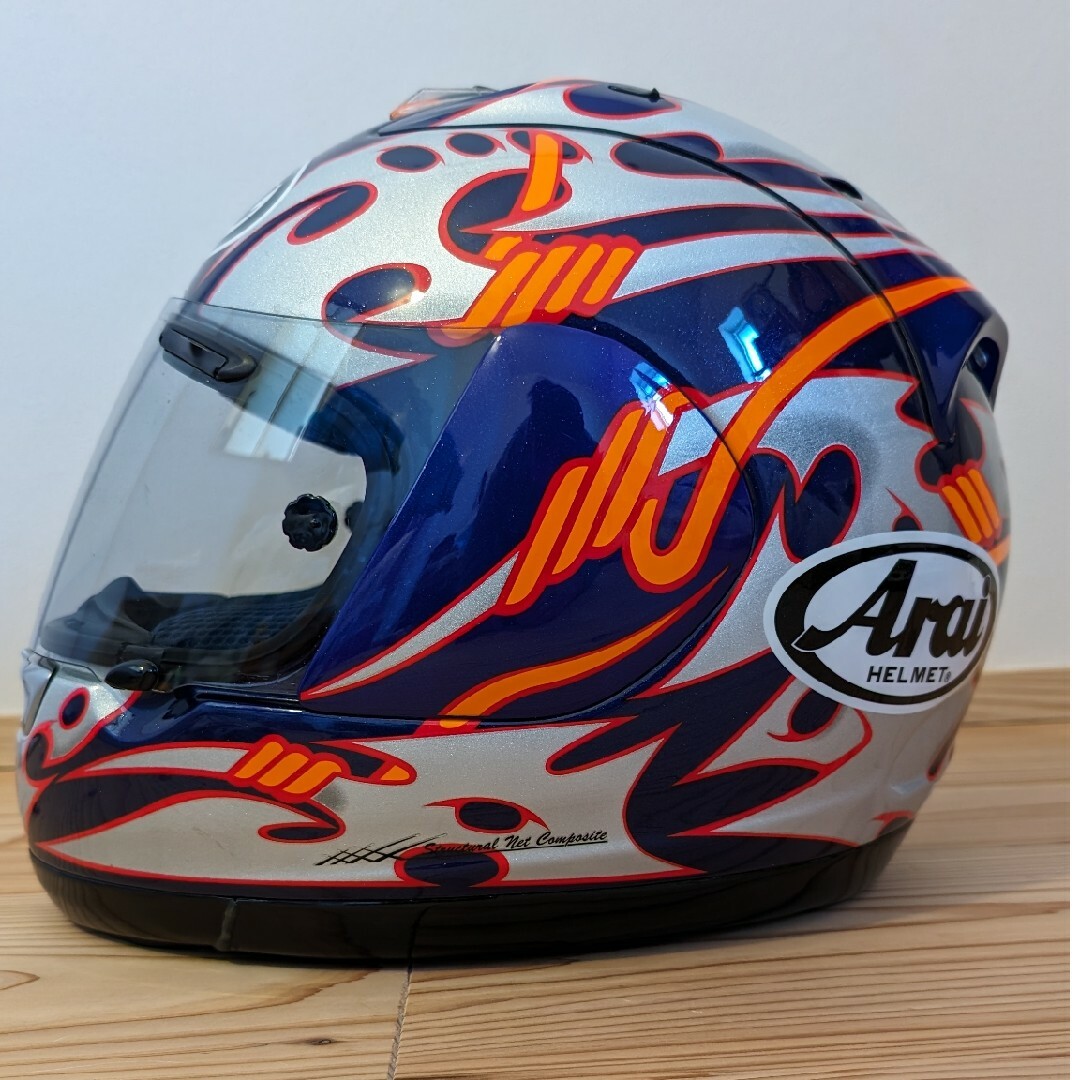 Arai(アライ)のアライヘルメット　RX-7RR4 ニッキー・ヘイデン 自動車/バイクのバイク(ヘルメット/シールド)の商品写真