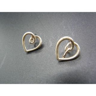 ヨンドシー(4℃)の■美品■ 4℃ ヨンドシー SV925 ハートモチーフ ピアス アクセサリー レディース シルバー系 DE0133(ピアス)