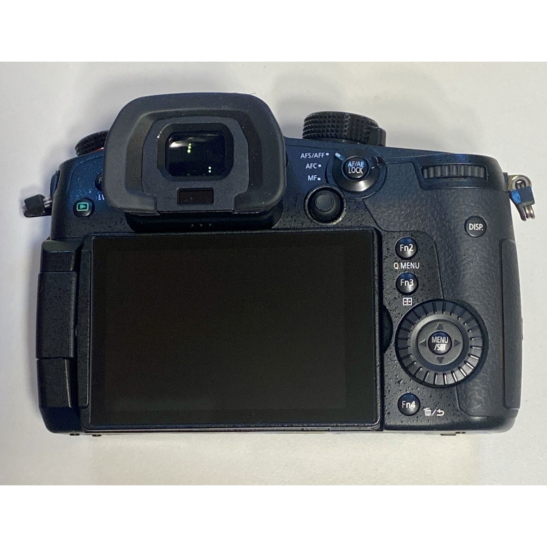 Panasonic(パナソニック)の【3/3までに売れなければ出品取下げます】LUMIX GH5S スマホ/家電/カメラのカメラ(ミラーレス一眼)の商品写真