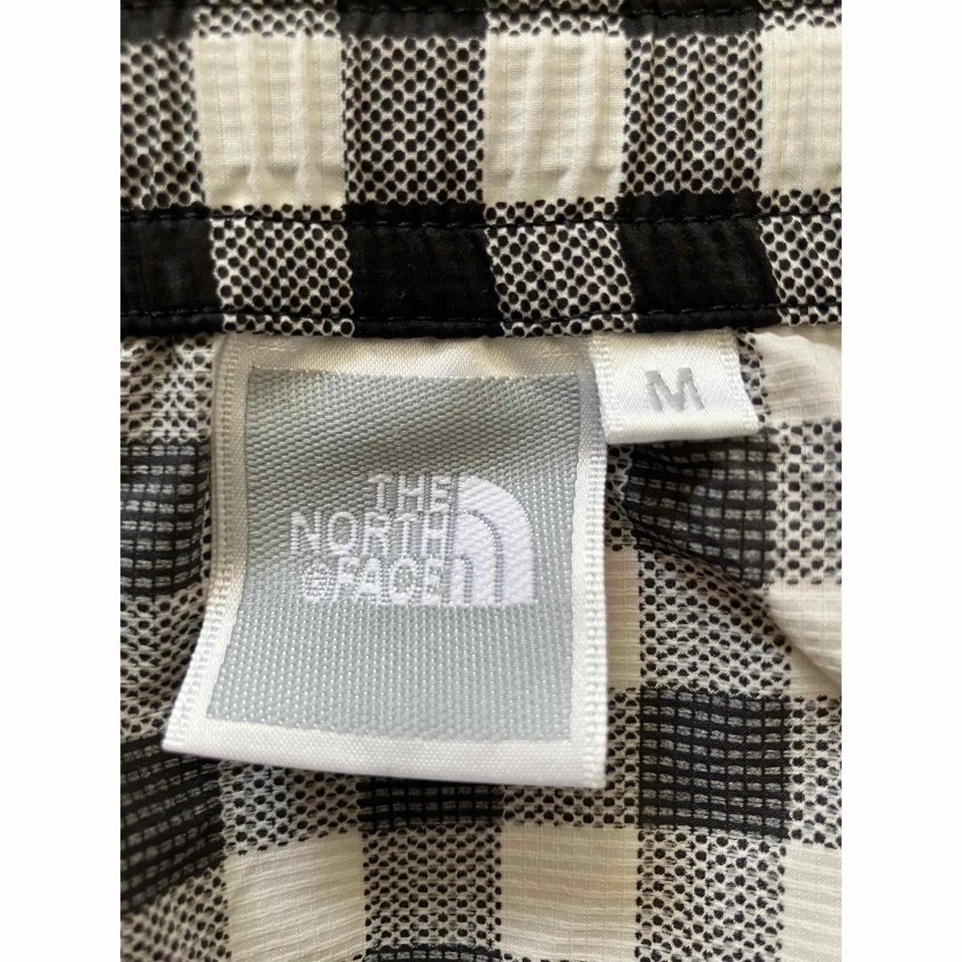 THE NORTH FACE(ザノースフェイス)のTHE NORTH FACE レインスカート　M レディースのジャケット/アウター(その他)の商品写真