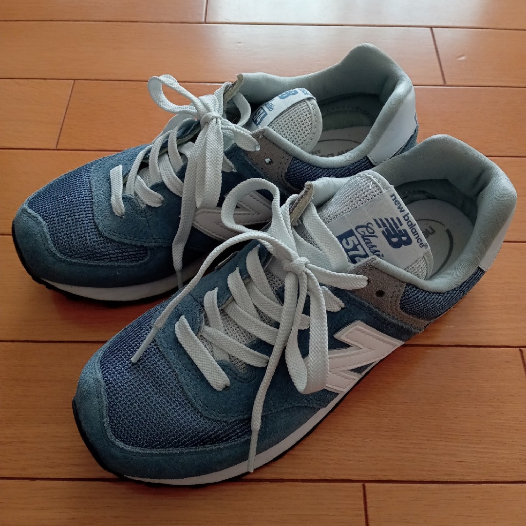 574（New Balance）(ゴーナナヨン)のnew balance  classic 574 ニューバランス　スニーカー レディースの靴/シューズ(スニーカー)の商品写真