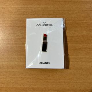 シャネル(CHANEL)のCHANEL リップスティックピンバッジ(ノベルティグッズ)