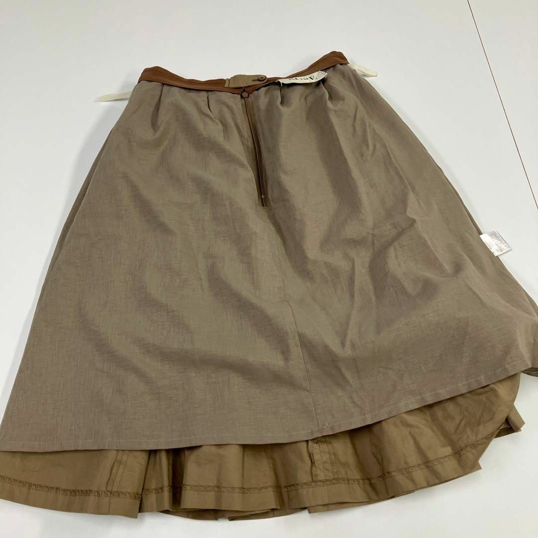 ROPE’(ロペ)のROPE ロペ　フレアスカート　プリーツ　ベージュ　ブラウン　古着女子 レディースのスカート(ひざ丈スカート)の商品写真