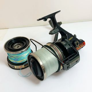 ダイワ(DAIWA)の★★DAIWA ダイワ LONGBEAM GS-9000 P スピニングリール　替えスプール付　キズあり(リール)