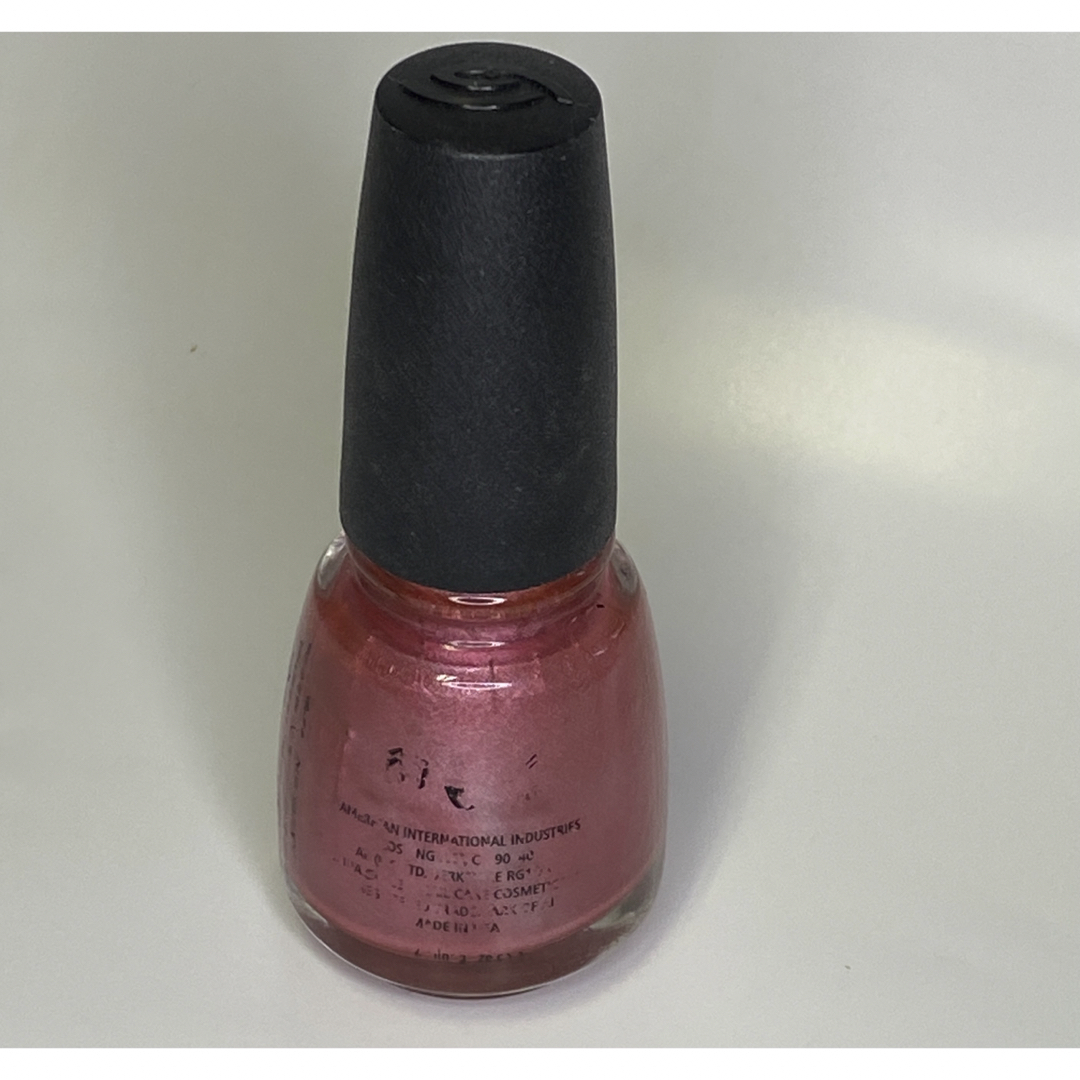 China Glaze(チャイナグレーズ)のチャイナグレーズ　ネイルポリッシュ　残量たっぷり　マニキュア　ネイルカラー コスメ/美容のネイル(マニキュア)の商品写真