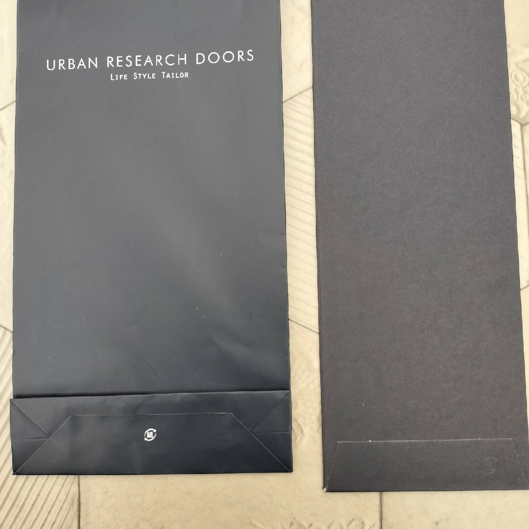 URBAN RESEARCH(アーバンリサーチ)のURBAN　RESEARCH　DOORSショップ袋２枚セット メンズのメンズ その他(その他)の商品写真