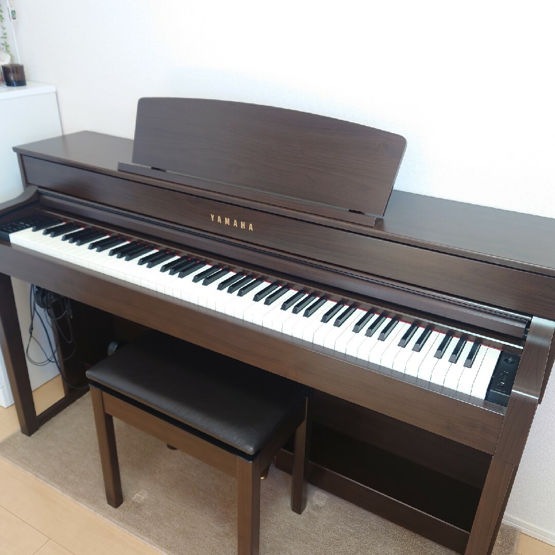 ヤマハ(ヤマハ)の〈美品〉YAMAHA  クラビノーバ  SCLP-5450  電子ピアノ 楽器の鍵盤楽器(ピアノ)の商品写真