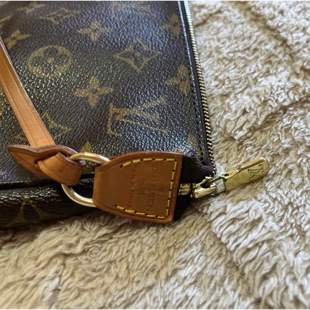 LOUIS VUITTON(ルイヴィトン)のLouis Vuitton ルイヴィトン モノグラム ポシェット レディースのファッション小物(ポーチ)の商品写真