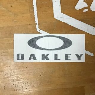 オークリー(Oakley)のOAKLEY オークリー【LOGO STICKER】14cm 黒 カッティング(アクセサリー)