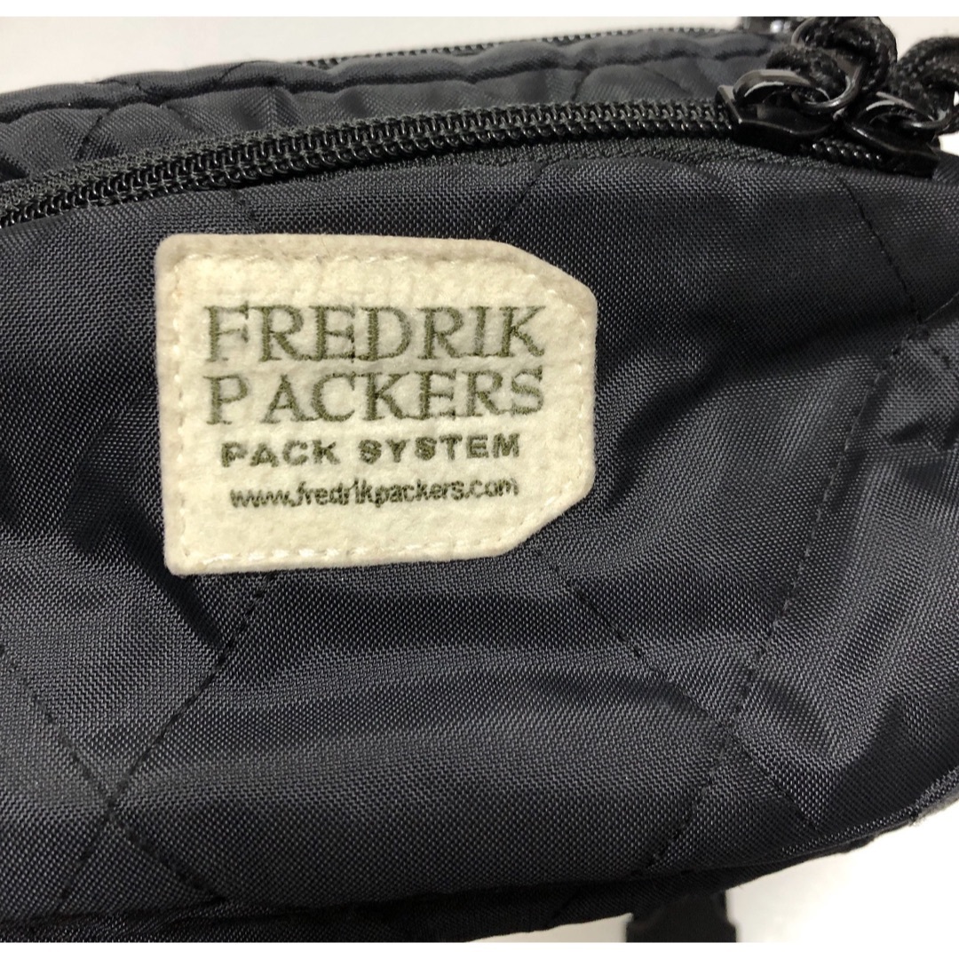 FREDRIK PACKERS(フレドリックパッカーズ)のFREDRIK PACKERS　フレドリックパッカーズ ウエストポーチ 2402 レディースのバッグ(ショルダーバッグ)の商品写真