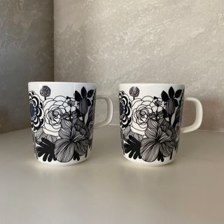 マリメッコ(marimekko)のマリメッコ  シールトラプータルハ　マグカップ 2個(グラス/カップ)