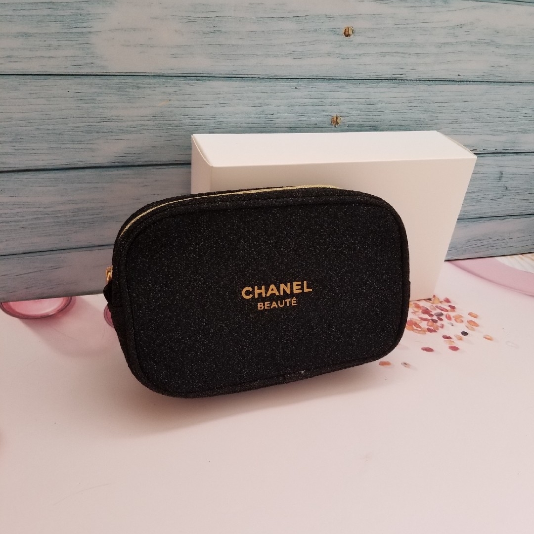CHANEL - 【新品】CHANEL シャネル ノベルティポーチ ラメ入りブラック