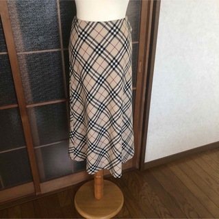 BURBERRY - バーバリーロングスカートの通販 by NANA's shop