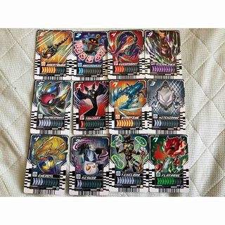 仮面ライダーガッチャードのカード　12枚(キャラクターグッズ)