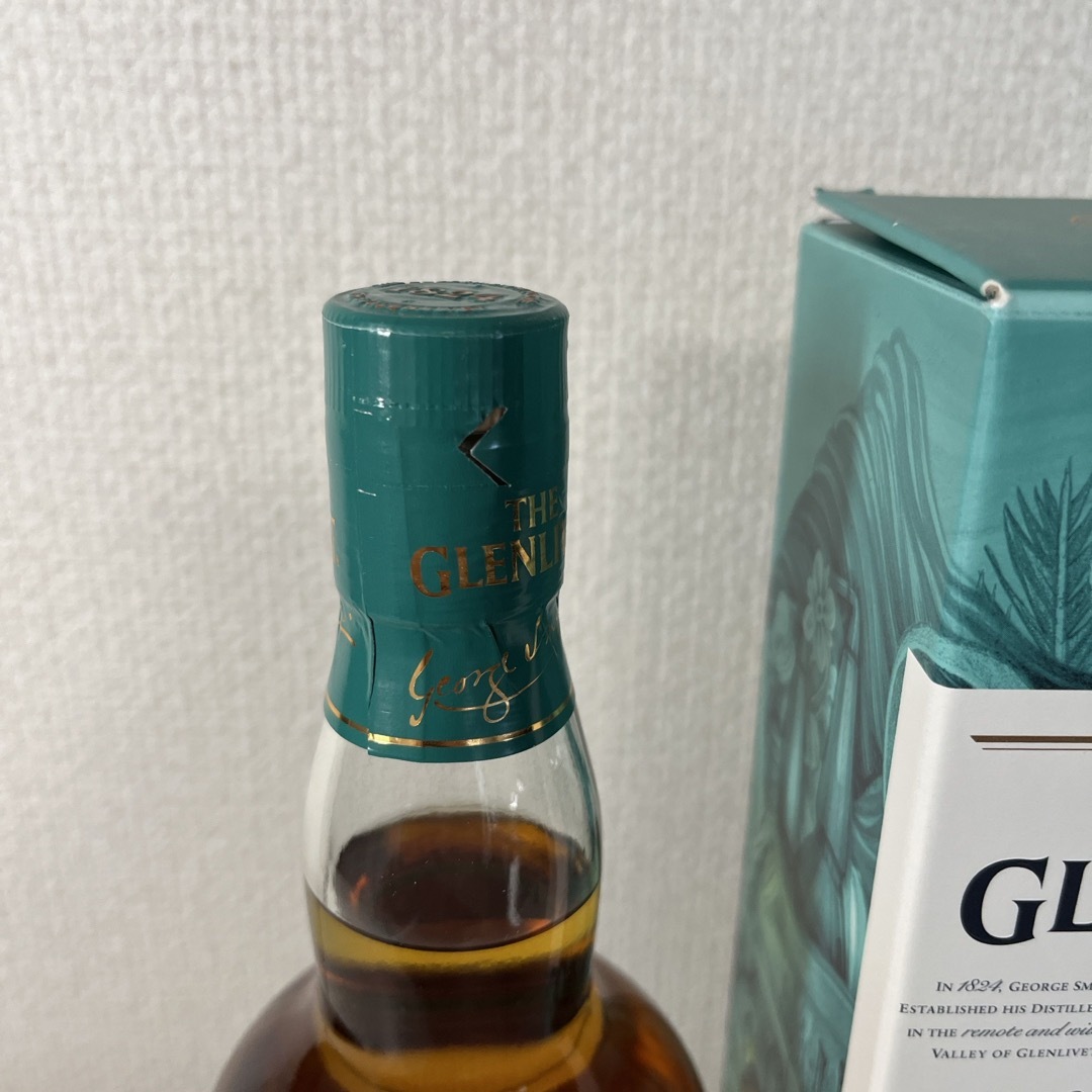 ザ グレンリベット 12年 200周年記念 限定ボトル 700ml ザ グレンリベット 12年 200周年記念 限定ボトル 700ml