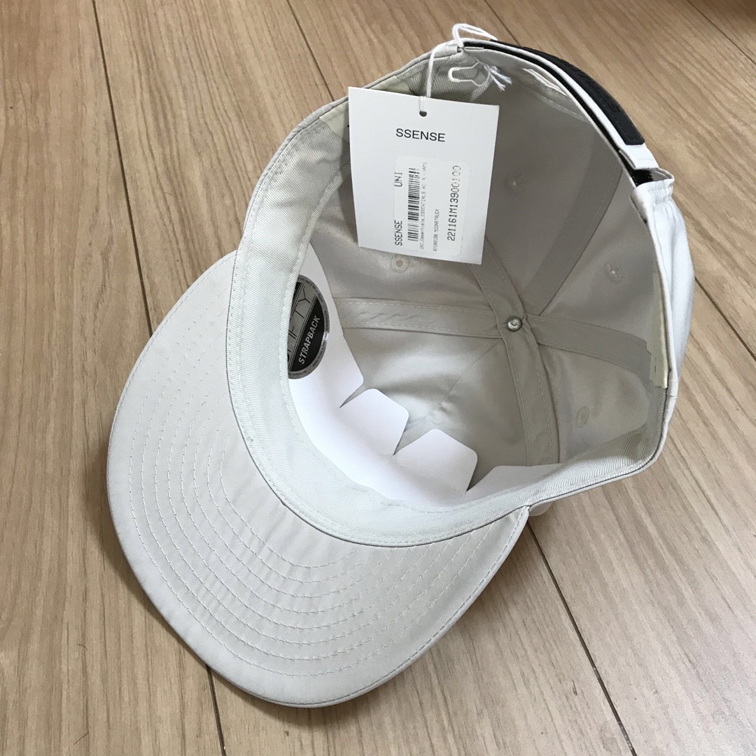 FEAR OF GOD(フィアオブゴッド)のFEAR OF GOD ESSENTIALS NEW ERA キャップ メンズの帽子(キャップ)の商品写真