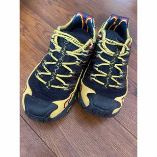 スポルティバ(LA SPORTIVA)の人気ブランドLA SPORTIVA Ultra Raptor トレランシューズ(登山用品)