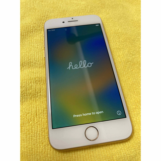 アイフォーン(iPhone)のiPhone8  本体　ゴールド 64GB (スマートフォン本体)