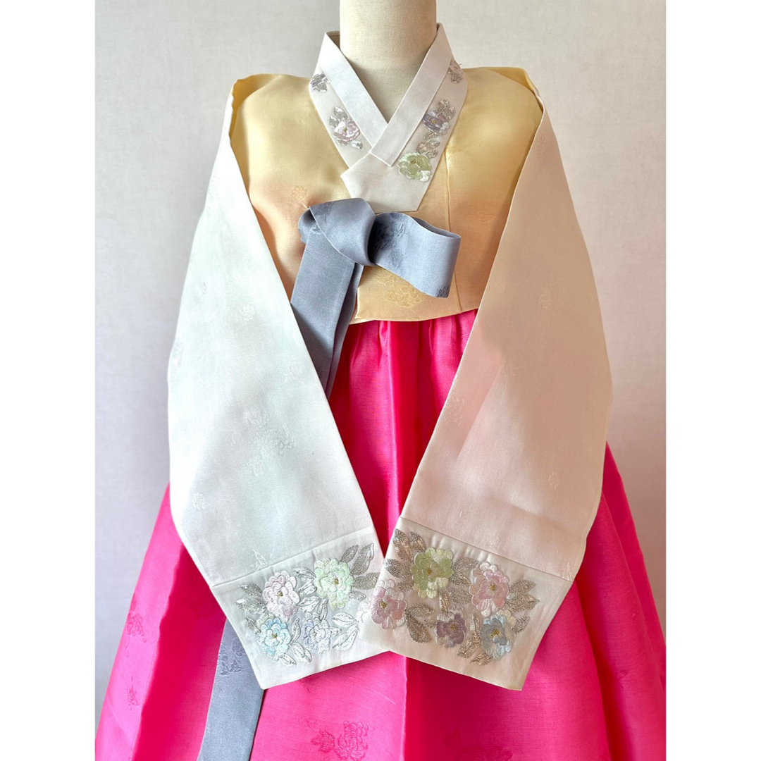 チマチョゴリ 高級シルク韓服 ピンク×薄紫 バッグ付き4点セット チマチョゴリ 高級シルク韓服 ピンク×薄紫 バッグ付き4点セット