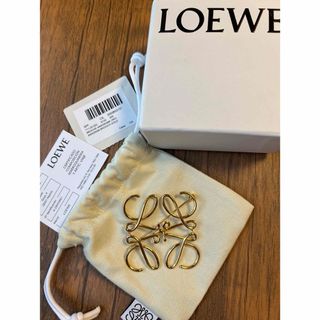 ロエベ ブローチ/コサージュの通販 300点以上 | LOEWEのレディースを 