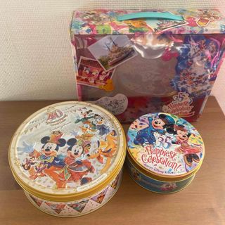 ディズニー(Disney)のDisney 40周年グランドフィナーレお菓子缶　他(キャラクターグッズ)