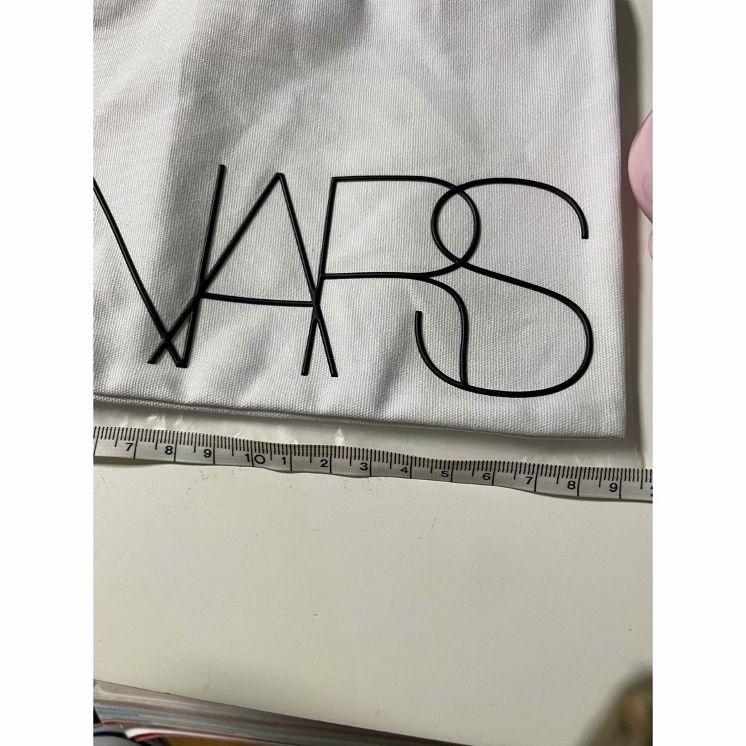 NARS(ナーズ)のナーズ　巾着袋 レディースのファッション小物(ポーチ)の商品写真