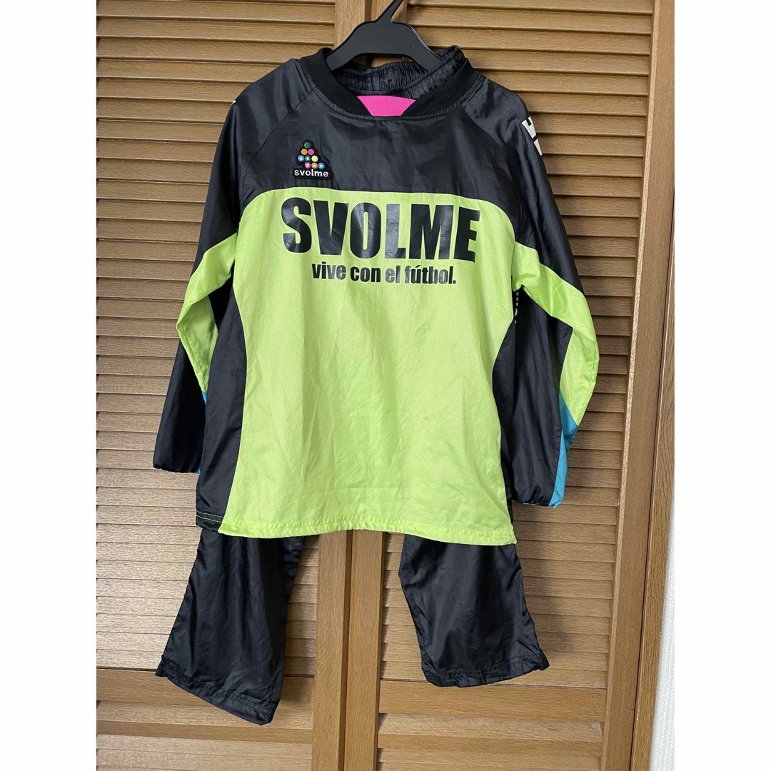 Svolme(スボルメ)のスボルメ　上下　140㎝ スポーツ/アウトドアのサッカー/フットサル(ウェア)の商品写真