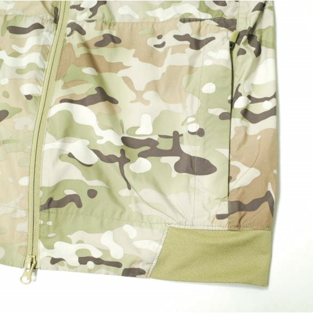 F.C.R.B.(エフシーアールビー)のF.C.R.B. x NIKE エフシーアールビー ナイキ 別注 CAMOUFLAGE REVOLUTION JACKET カモフラージュ レボリューションジャケット 716127-240 M KHAKI F.C.Real Bristol ブリストル スウォッシュ アウター【中古】【F.C.R.B. × NIKE】 メンズのジャケット/アウター(ナイロンジャケット)の商品写真