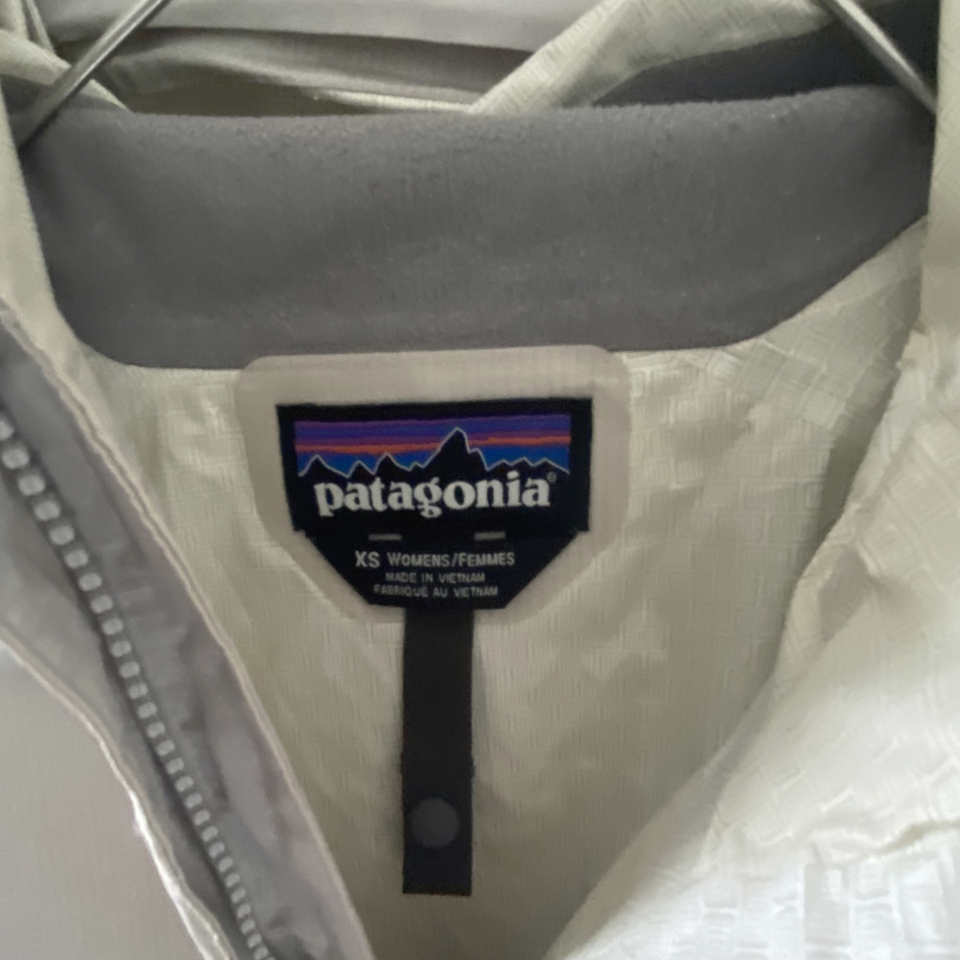 patagonia(パタゴニア)のPatagoniaパタゴニアナイロンジャケットマウンテンパーカーレディース長袖s レディースのジャケット/アウター(ナイロンジャケット)の商品写真