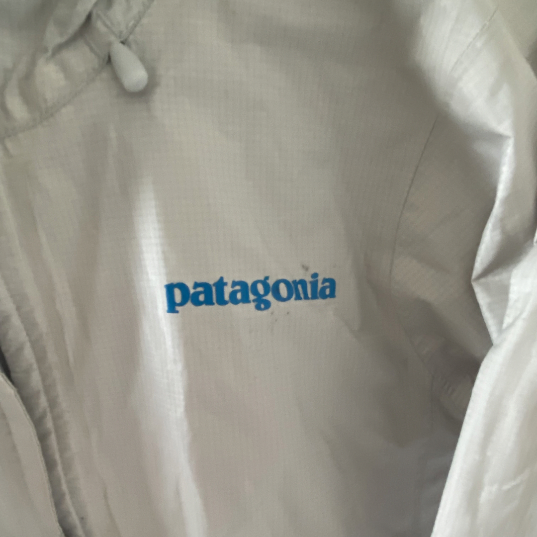 patagonia(パタゴニア)のPatagoniaパタゴニアナイロンジャケットマウンテンパーカーレディース長袖s レディースのジャケット/アウター(ナイロンジャケット)の商品写真