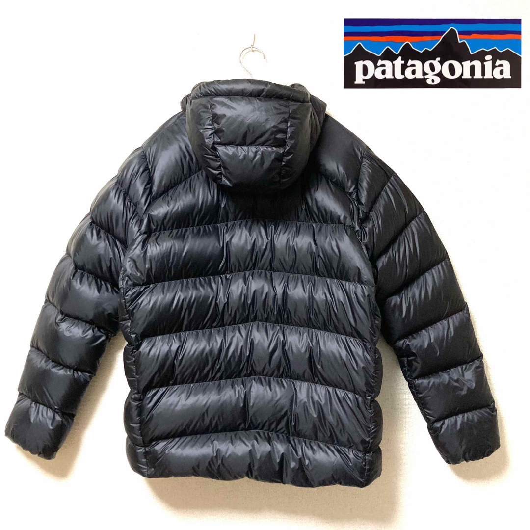 patagonia(パタゴニア)の【ほぼ未使用】Patagonia フィッツロイ ダウン フーディ  L メンズのジャケット/アウター(ダウンジャケット)の商品写真