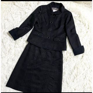 クレージュ(Courreges)のcourregesクレージュ 2way スーツ ノーカラー 総柄　ブラック　40(スーツ)