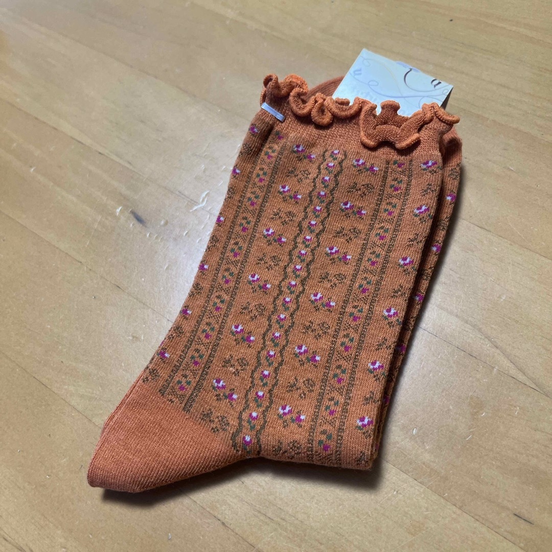 tutuanna(チュチュアンナ)の花柄　靴下⑨ レディースのレッグウェア(ソックス)の商品写真