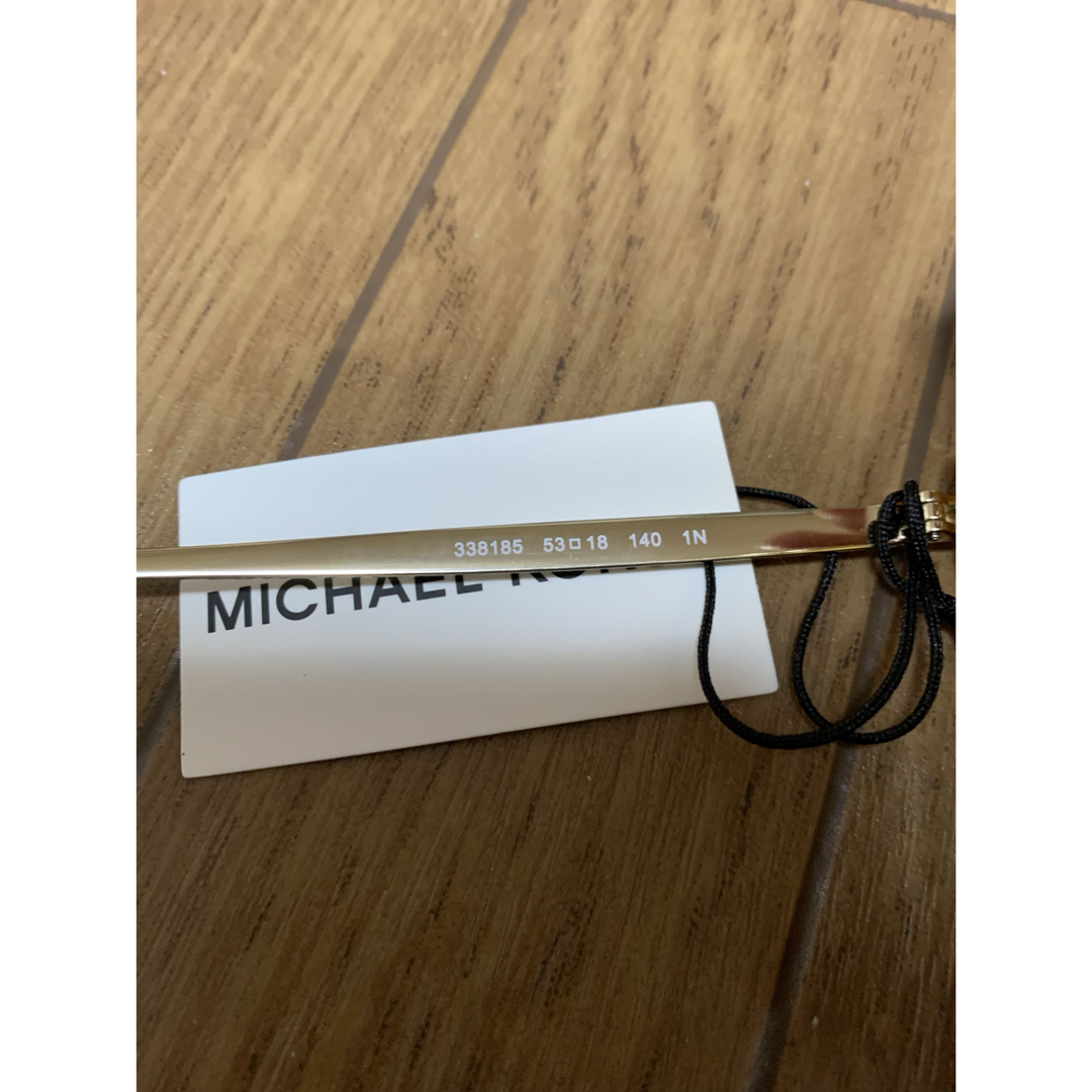 Michael Kors(マイケルコース)の新品未使用　マイケルコース　サングラス　ケース付き レディースのファッション小物(サングラス/メガネ)の商品写真